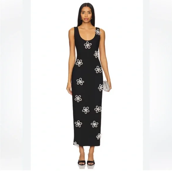 Elliatt | Dresses | Elliatt Delia Black 3d Floral Diamante Long Maxi Party Gown Dress Size Xs New | Poshmark Elliatt | Dresses | Elliatt Delia Black 3d Floral Diamante Long Maxi Party Gown Dress Size Xs New | Poshmark